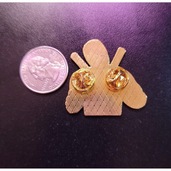 Deadpool enamel pin - Picture 2 of 2